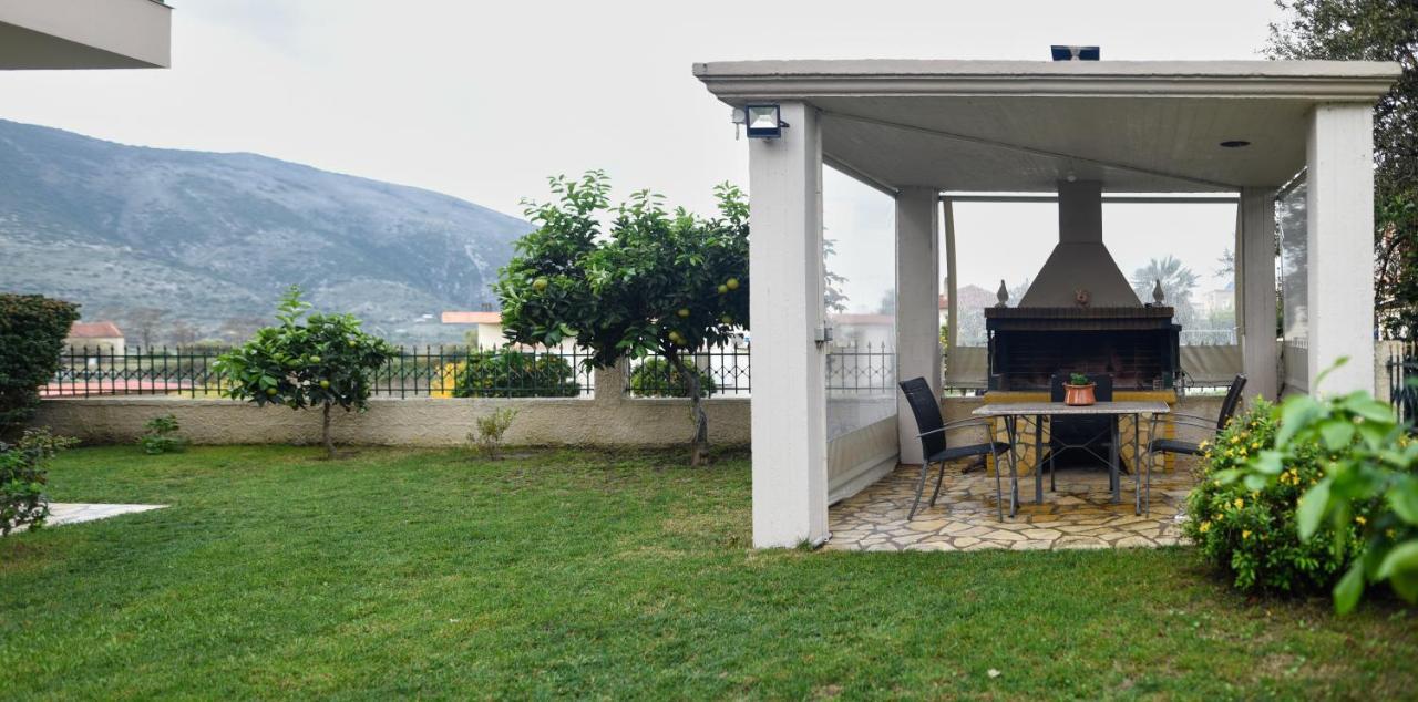 Διαμέρισμα Μεντησ Igoumenítsa Eksteriør bilde