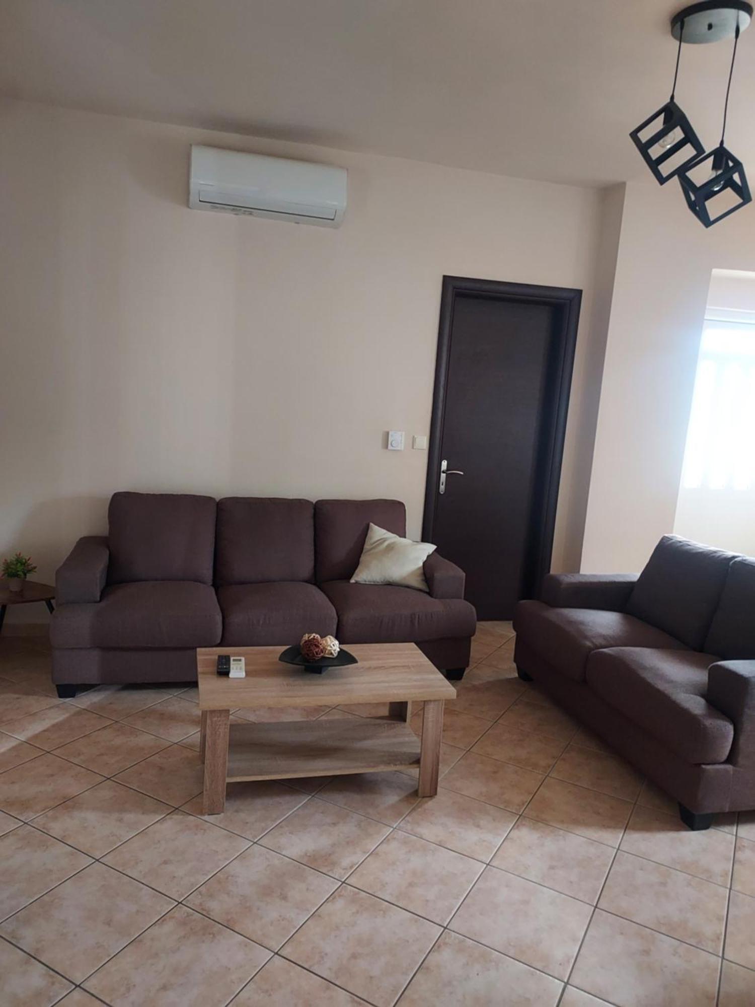 Διαμέρισμα Μεντησ Igoumenítsa Eksteriør bilde